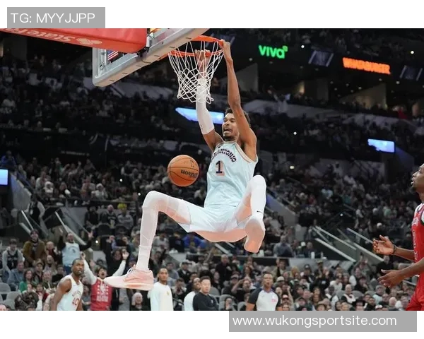 爵士与马刺激战全场罚球大战共计79次罚球成比赛关键因素